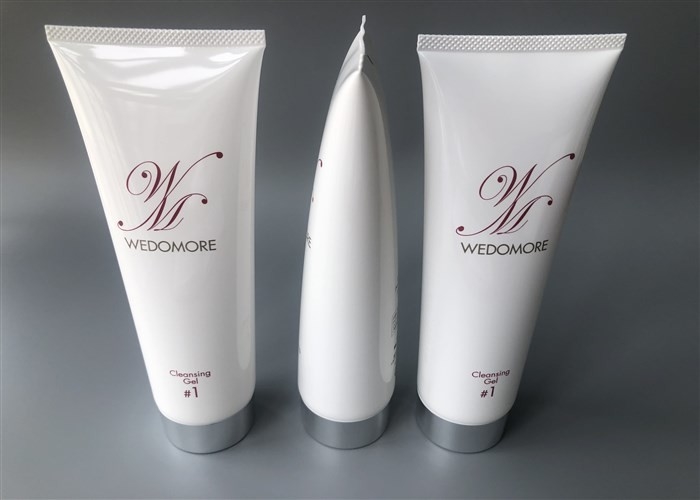 Milk White WEDOMORE Plastic Lotion Tubes 280g With Straight Flat Cap Silver Plated