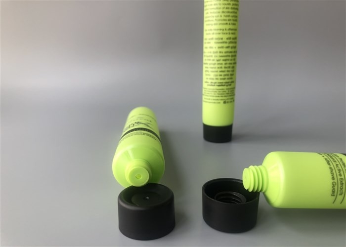 Colorful Pearl Plastic Lotion Tubes 2c Screen Printing With Grinding Straight Flat Cap